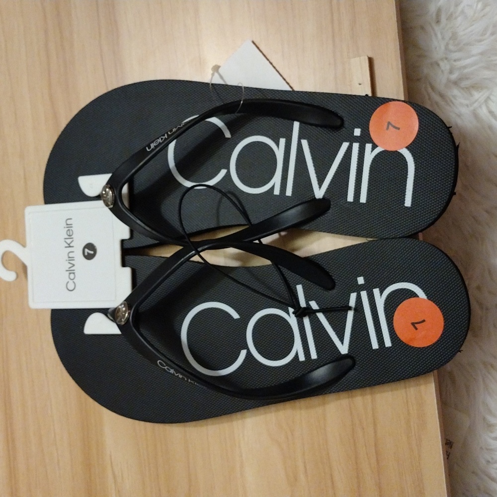 Calvin Klein Black Salya Flip Flops Women's Size 7 🆕 - Picture 3 of 4